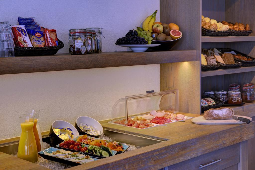 Hotel De Maasparel 아르센 외부 사진